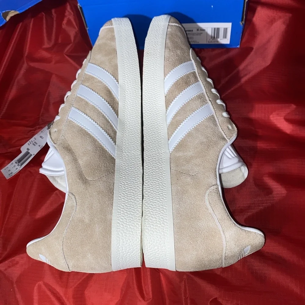 Adidas Gazelle Casual Shoes Men Size 13 Magic Beige Cloud White IH9865